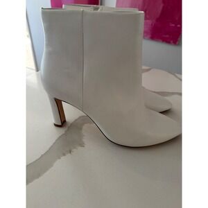 Antonio Melani White Leather Pointed Toe Ankle Boots Block Heel Womens Size‎ 12M